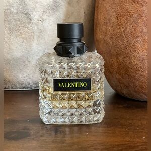 VALENTINO
Donna Born in Roma Yellow Dream Eau de Parfum